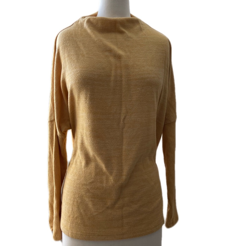 H&M cashmere mustard yellow LS sweater size Medium